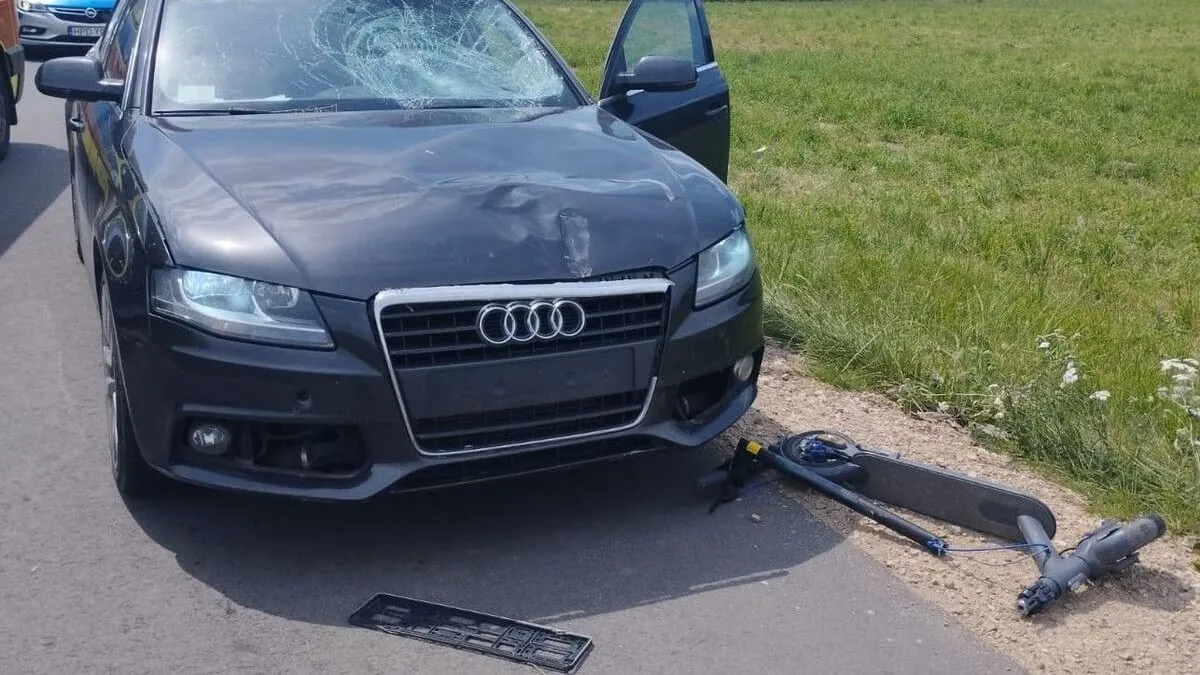 11-latek na elektrycznej hulajnodze zderzył się z Audi. Do szpitala zabrał go śmigłowiec