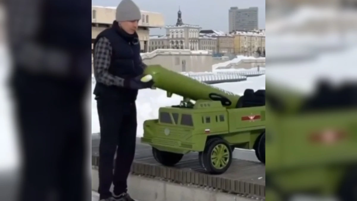 W Rosji sprzedają elektryczne wyrzutnie rakiet Iskander dla dzieci