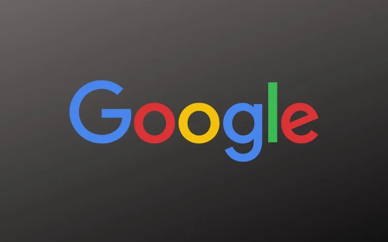 Google zaczyna testować ciemny motyw w swojej wyszukiwarce