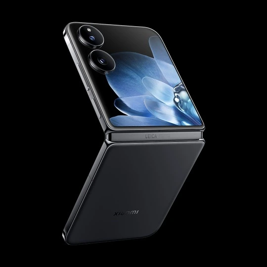 Xiaomi MIX Flip 2
