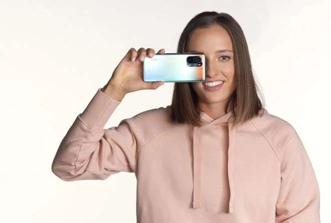 Kup smartfon Xiaomi, dostaniesz zegarek Mi Watch w prezencie