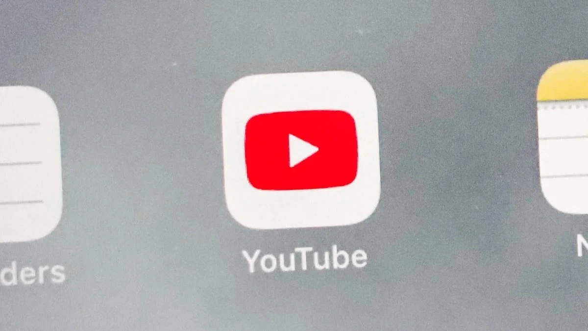 YouTube idzie na wojnę z deepfake. Nie dla generowania podróbek