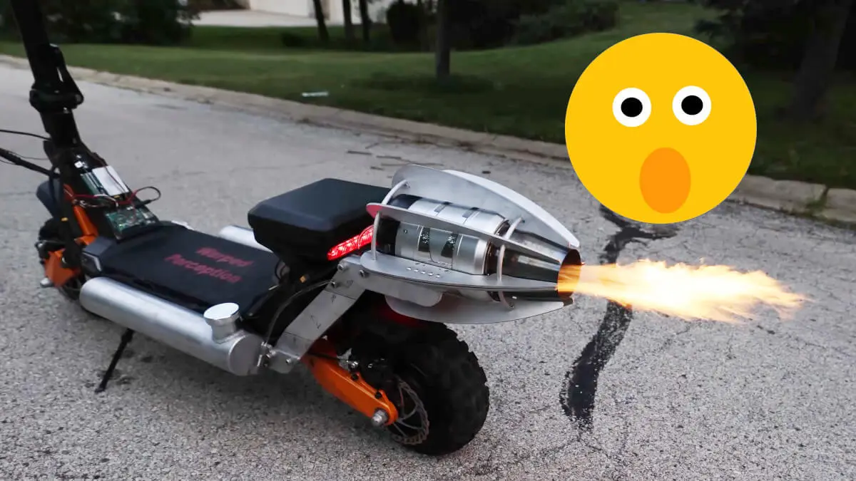 Youtuber zbudował hulajnogę z napędem odrzutowym