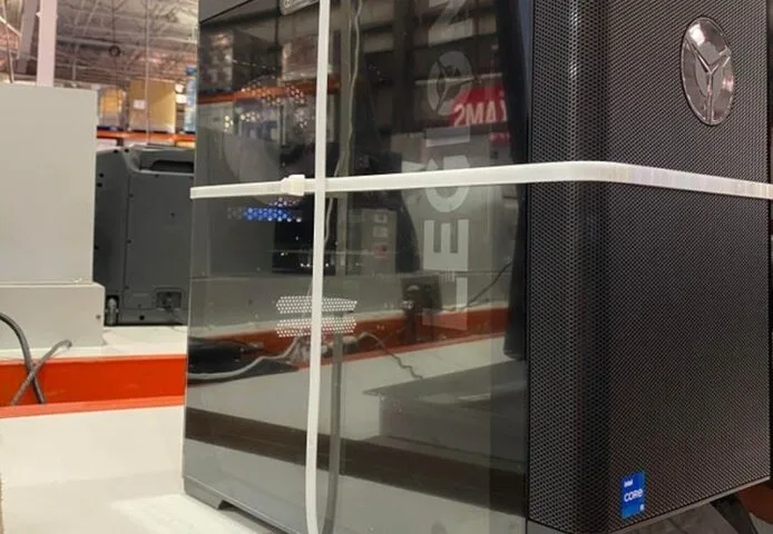 Ludzie kradną karty graficzne z gotowców na ekspozycjach