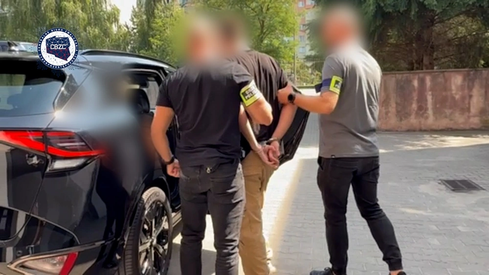 Młodzi hakerzy zarabiali na paraliżowaniu serwerów. Wielka akcja CBZC