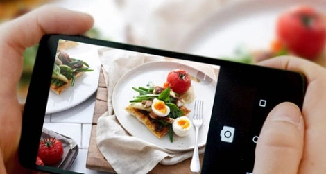 Zdjęcia jedzenia zaleją mapy Google